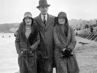 060 Self, Gwen and Joyce 1930